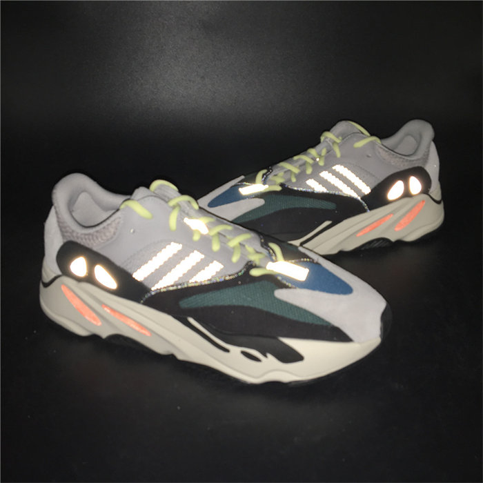 Ad*s yeezy boost 700 wave runner b75571