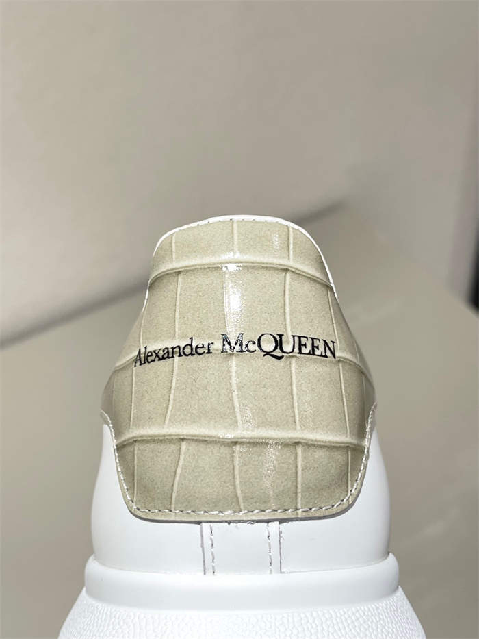 McQuen 60