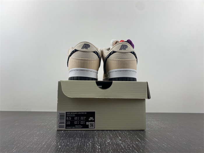 Nike SB Dunk Low Albino & Preto FD2627 200