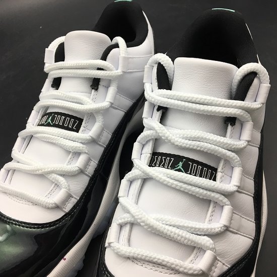 Air Jordan 11 Low Easter