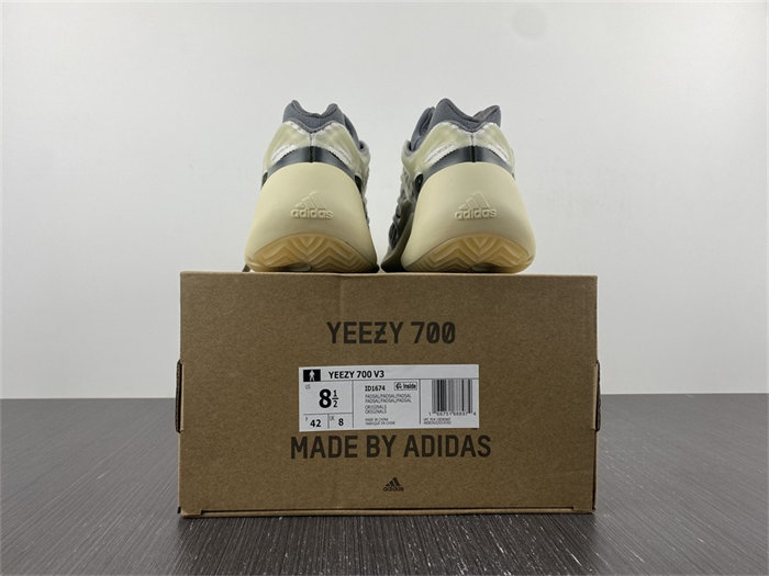 Ad*s yeezy 700 v3 fade salt  id1674