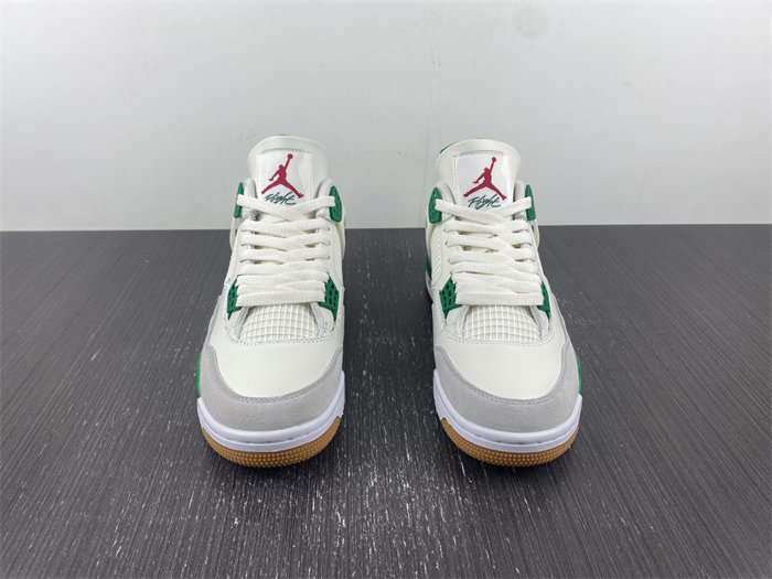 Jordan 4 Retro SB Pine Green DR5415-103