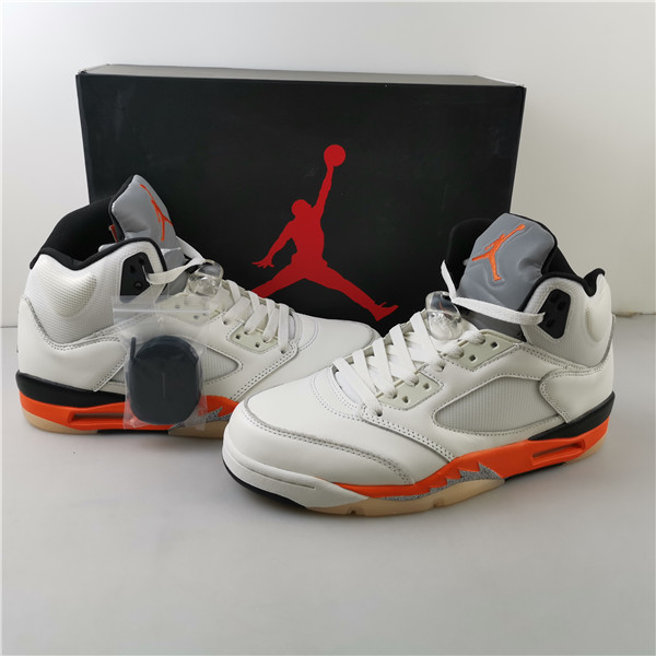 Jordan 5 Retro Total Orange DC1060-100