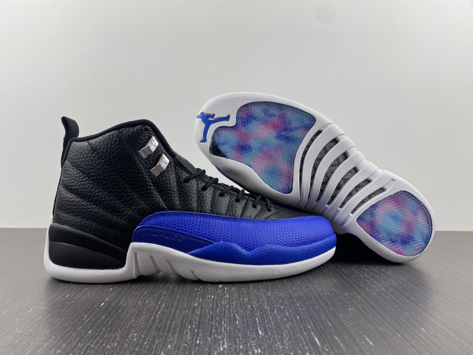 Jordan 12 Retro Hyper Roya AO6068-004