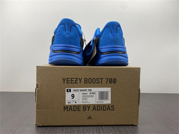 Ad*s yeezy boost 700 hi-res blue hp6674