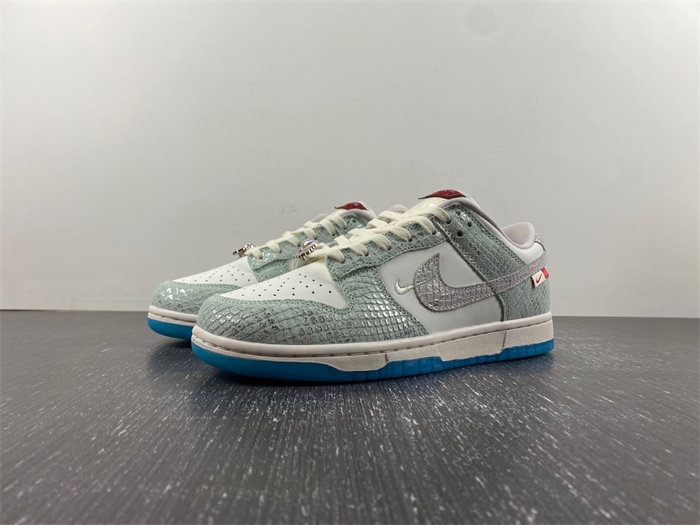 Nike Dunk Low LX Year of the Dragon FZ5065-111