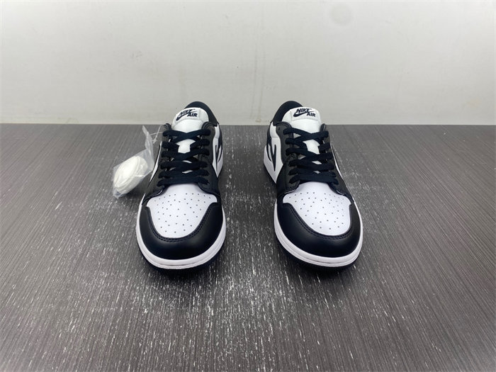 Air Jordan 1 Low OG “Black Toe” CZ0790-110