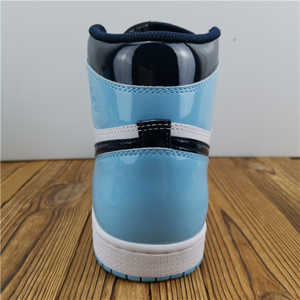 Air Jordan 1 Retro High UNC Patent CD0461-401