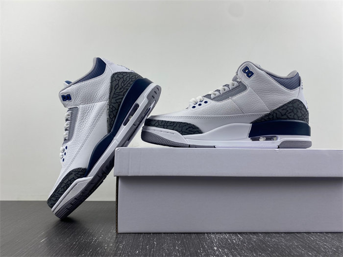 Jordan 3 Retro Midnight Navy CT8532-140