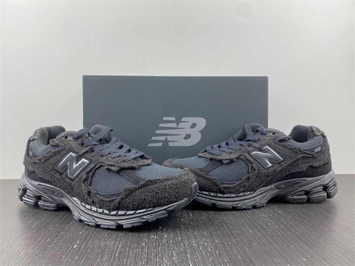 New Balance 2002R Protection Pack Phantom M2002RDB