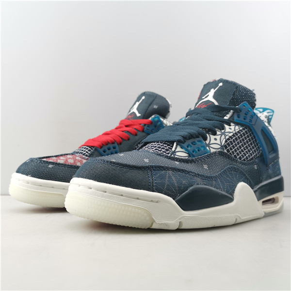 AIR JORDAN 4 RETRO SE 