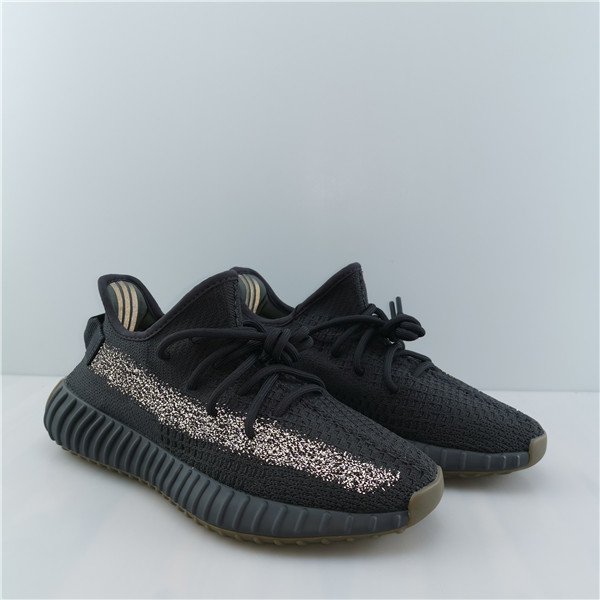 Ad*s yeezy boost 350 v2 cinder reflective fy4176