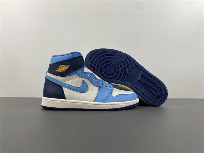 Air Jordan 1 High OG“First in Flight”   FD2596-400