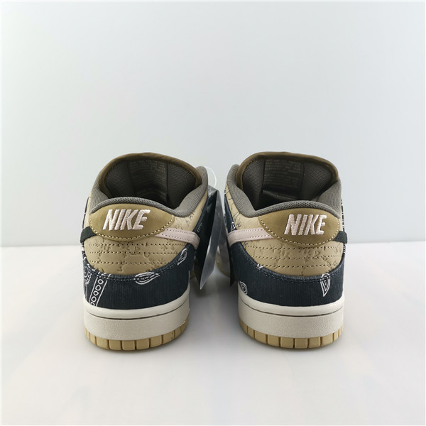 Nike SB Dunk Low Travis Scott CT5053-001