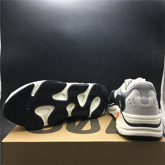 Ad*s yeezy boost 700 wave runner b75571