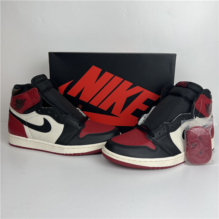 Jordan 1 Retro High Bred Toe 555088-610