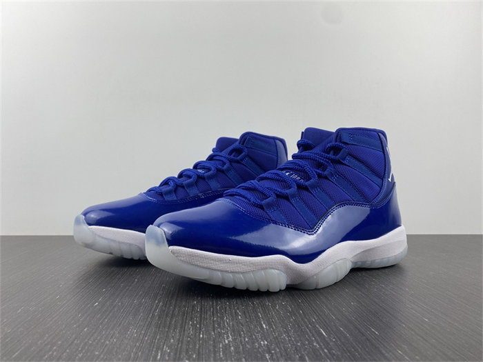 Air Jordan 11 378037-115