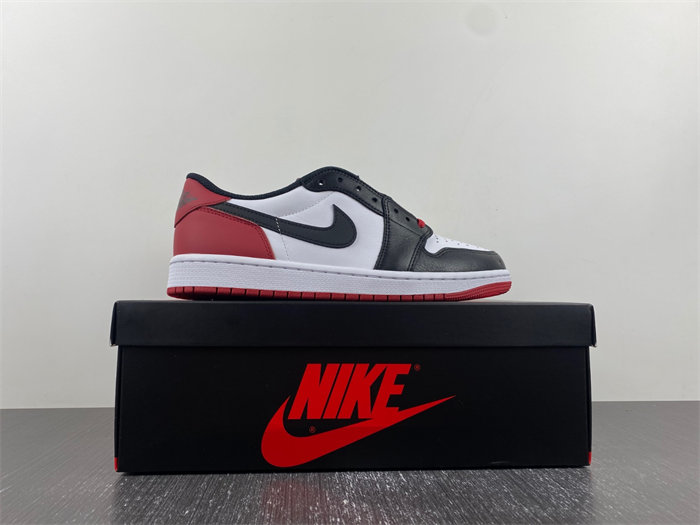 Air Jordan 1 Low OG “Black Toe” CZ0790-106