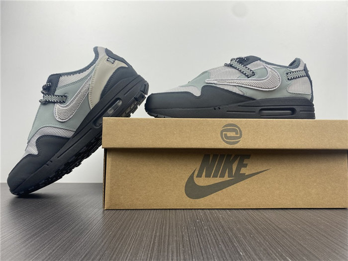 MAX 1 TS Travis Scott x Nike Air Max 1 DO9392-001