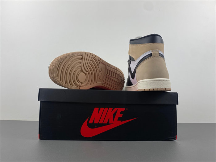 Air Jordan 1 High OG “Latte”  FD2596-021