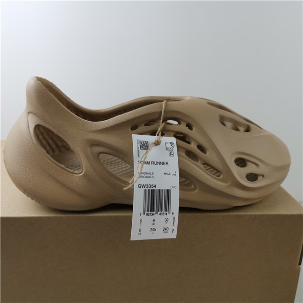 Ad*s yeezy foam runner “ochre” gw3354