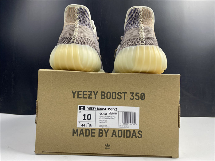 Ad*s yeezy boost 350 v2 gy7658