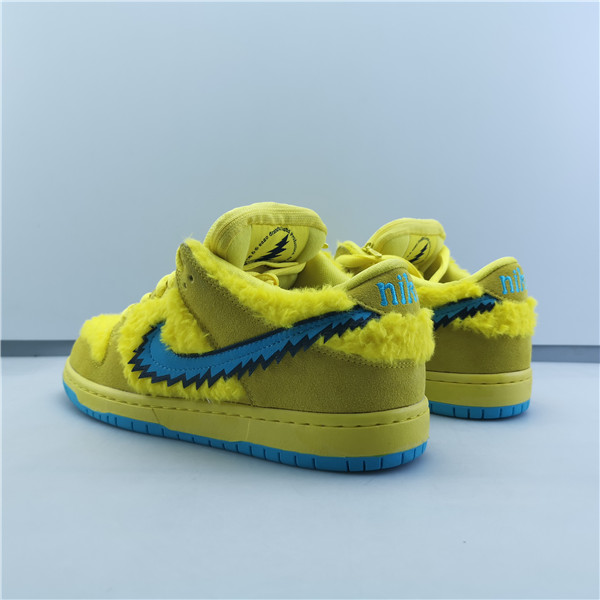 NIKE SB DUNK LOW “YELLOW BEAR” CJ5378-700