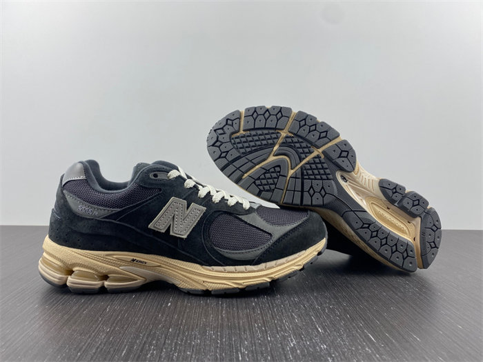 New Balance 2002R Black Dark Grey M2002RHO