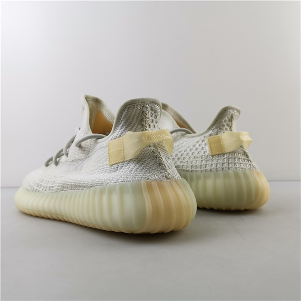 Ad*s yeezy boost 350 v2 light uv gy3438