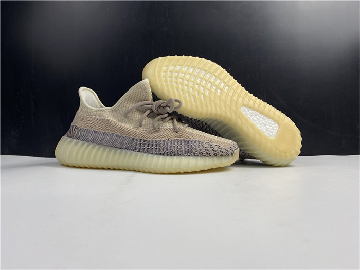 Ad*s yeezy boost 350 v2 gy7658