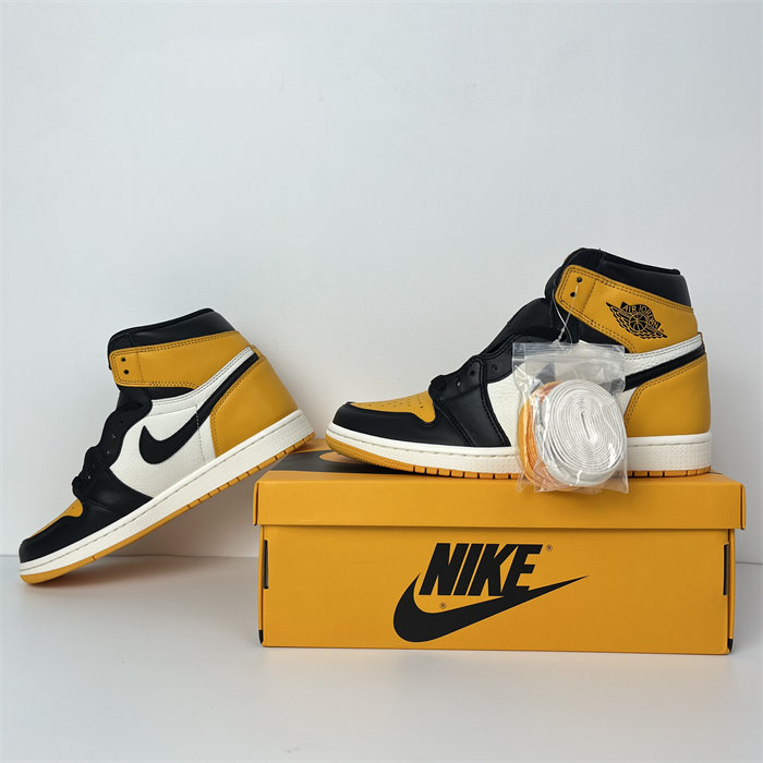 Jordan 1 Retro High OG Yellow Toe 555088-711