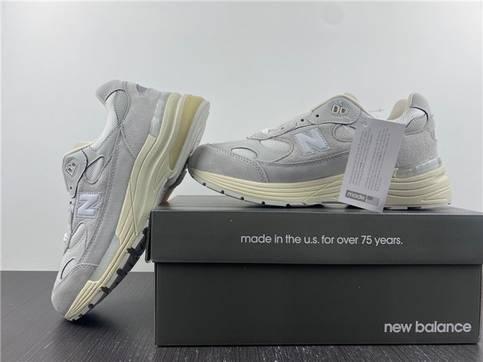 New Balance 992 White Silver M992MD