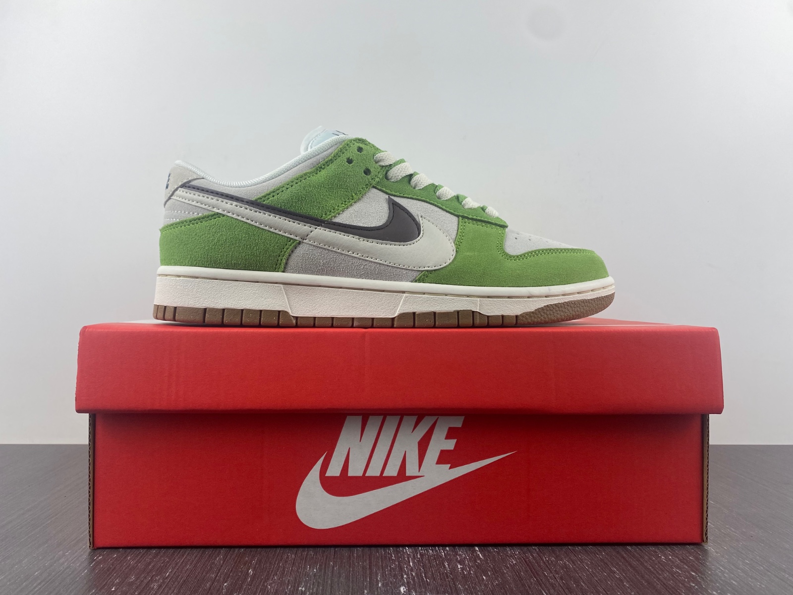 Nike Dunk Green