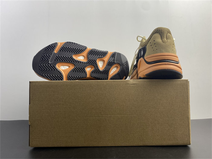 Ad*s yeezy boost 700 enflame amber gw0297