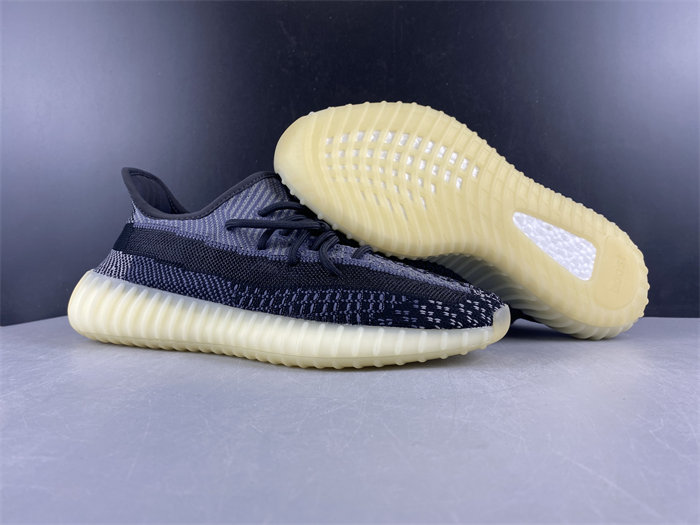 Ad*s yeezy boost 350 v2 carbon fz5000