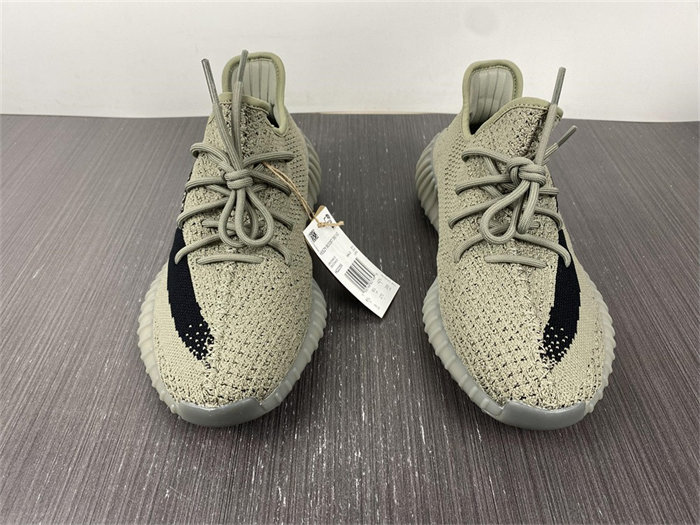 Ad*s yeezy 350 v2 hq2059