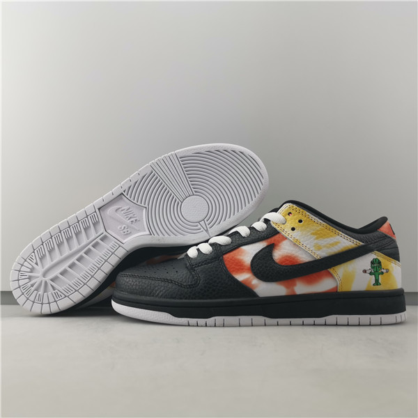 NIKE SB DUNK LOW “RAYGUN TIE-DYE” BQ6832-001