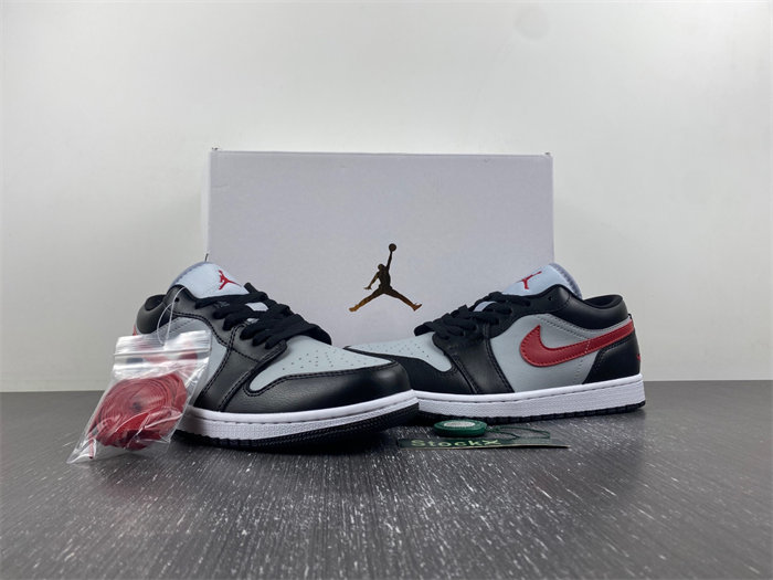 The Air Jordan 1 Low DC0774-062