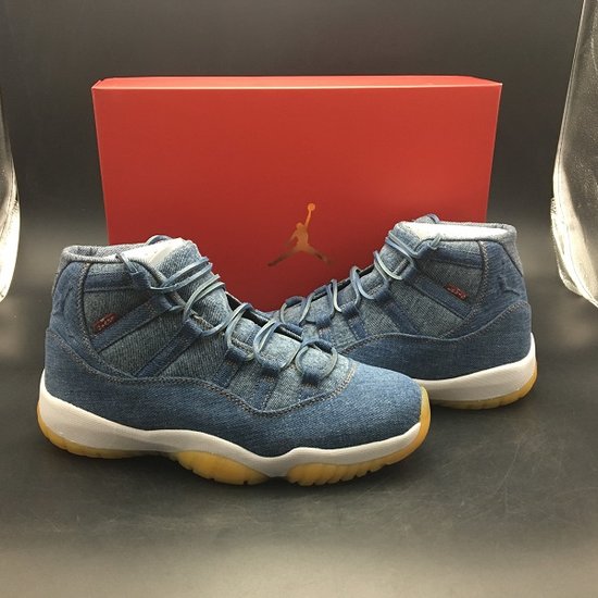 Air Jordan 11 Levi