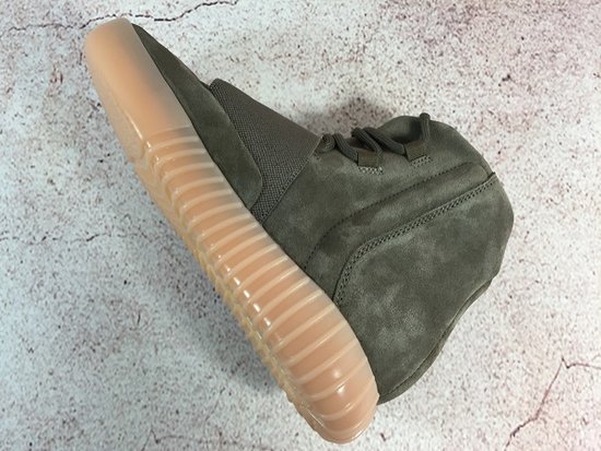 Ad*s yeezy 750 boosts chocolate