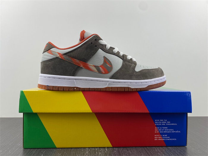 Nike SB Dunk Low Crushed D.C. DH7782-001