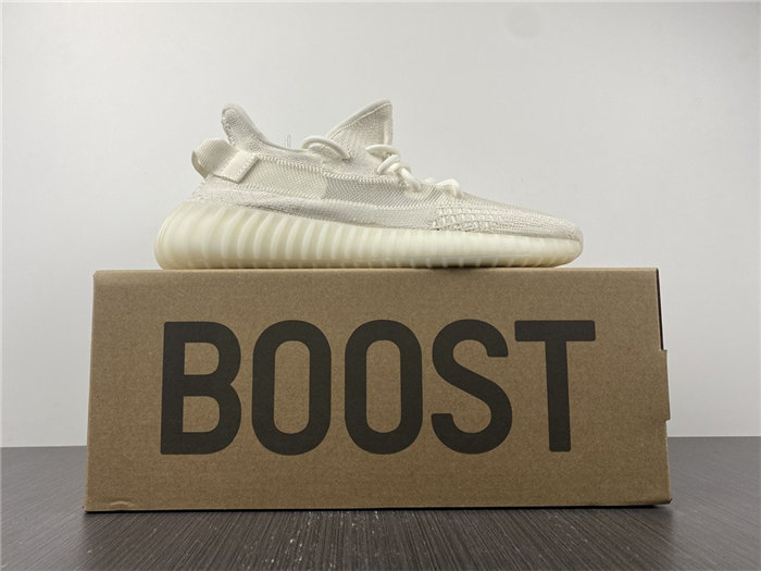 Ad*s yeezy boost 350 v2 cabbage q6316