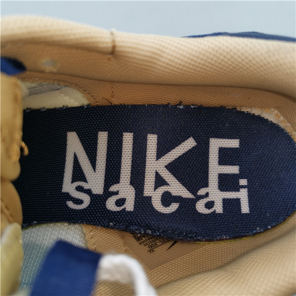 Nike Vaporwaffle sacai Sesame Blue Void DD1875-200