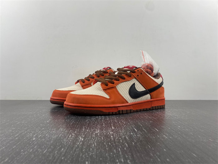 Nike SB Dunk Low Top Ramen 313170-101