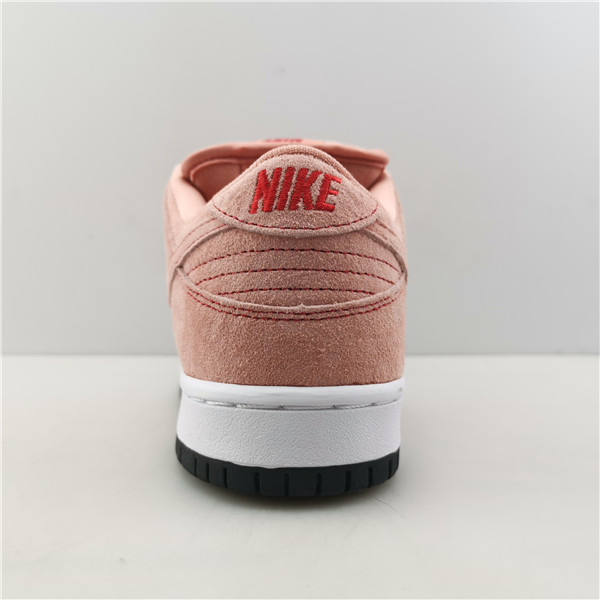 NIKE SB DUNK LOW “PINK PIG” CV1655-600