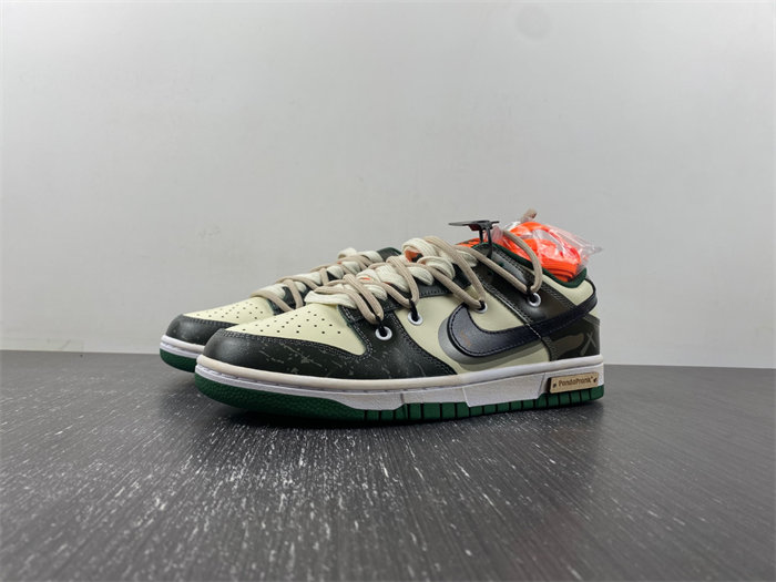 Nk Dunk Low DD1391-300