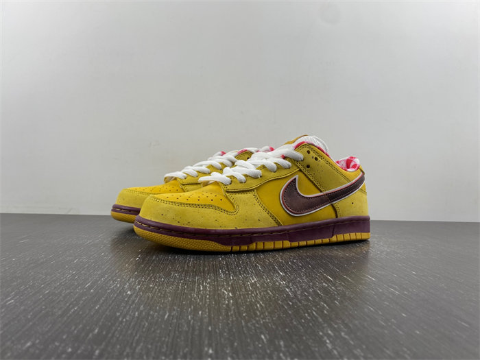 Nike SB Dunk Low Yellow Lobster 313170-137566