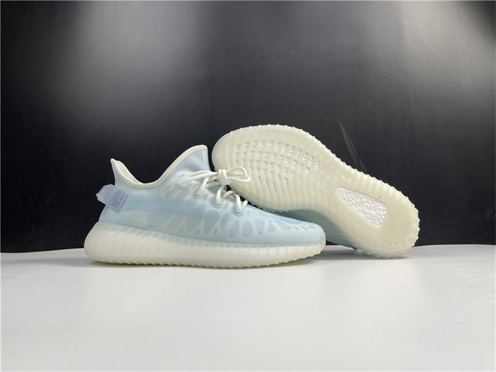 Ad*s yeezy boost 350 v2 mono ice gw2869