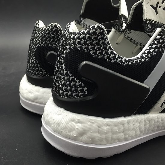 Ad*s y-3 pure boost zg knit aq5731