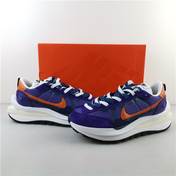 Nike Vaporwaffle sacai Dark Iris DD1875-500